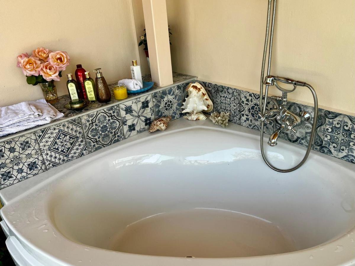 Holiday Oasis With Private Patio And Hammam-Style Bath In Chora-Pithagoreo, Samos Island Villa Pythagóreion Exteriör bild